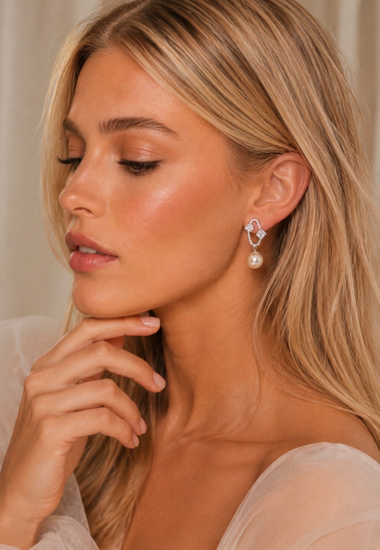 Mary Drop Earrings