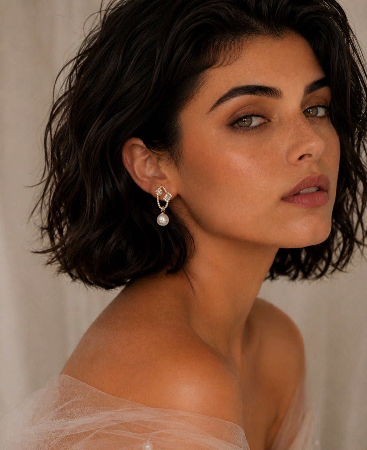 Mary Drop Earrings