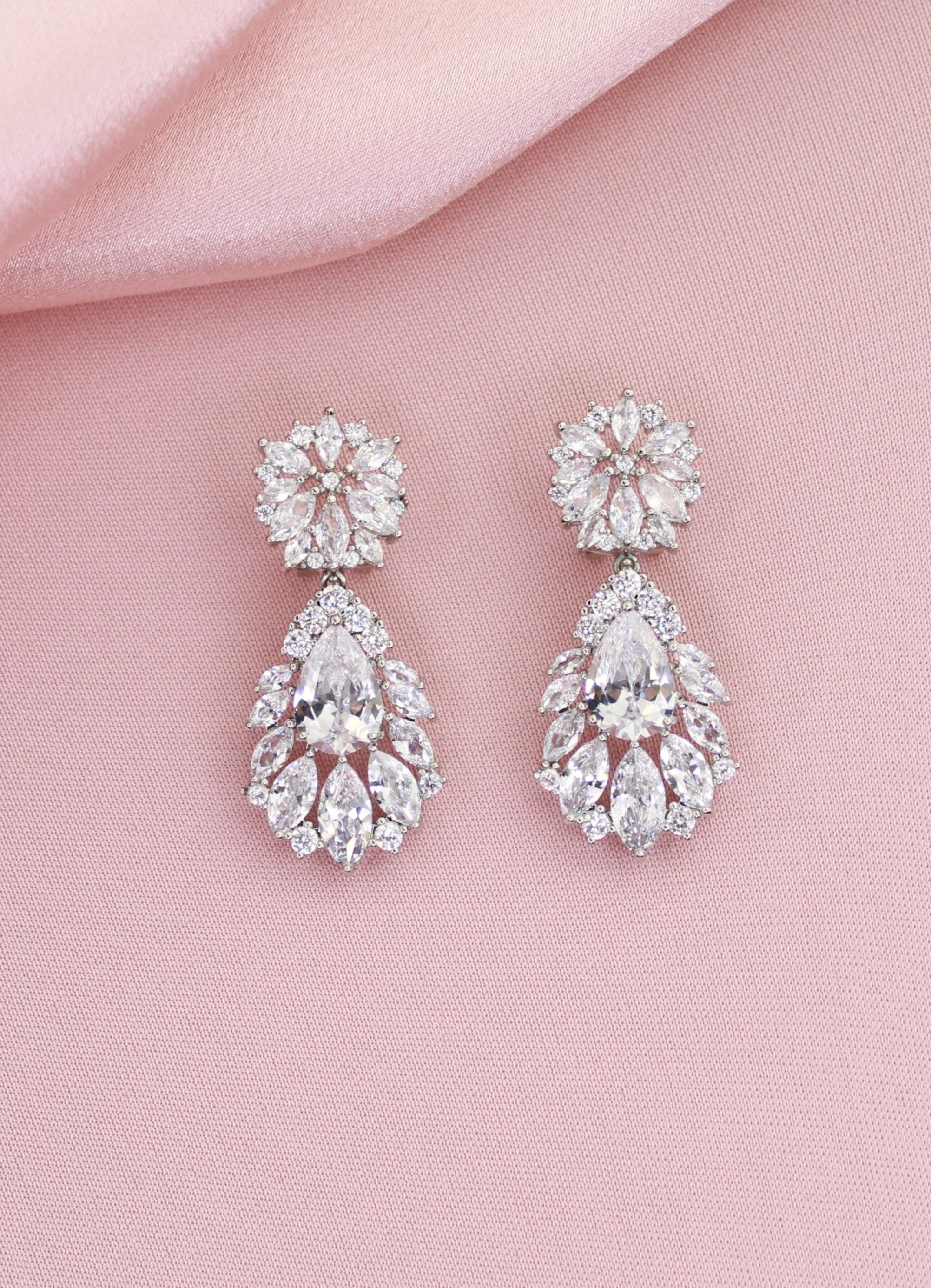 Margot Drop Earrings