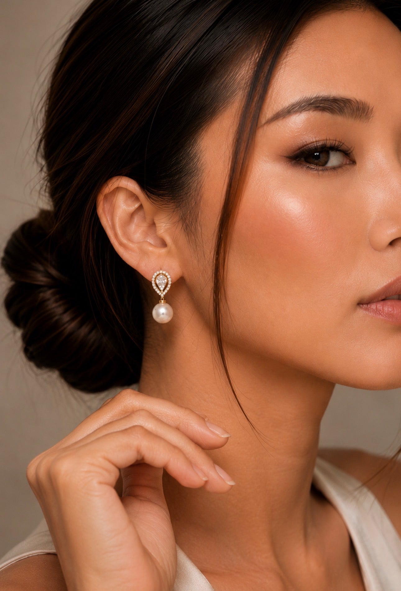 Isabelle Drop Earrings