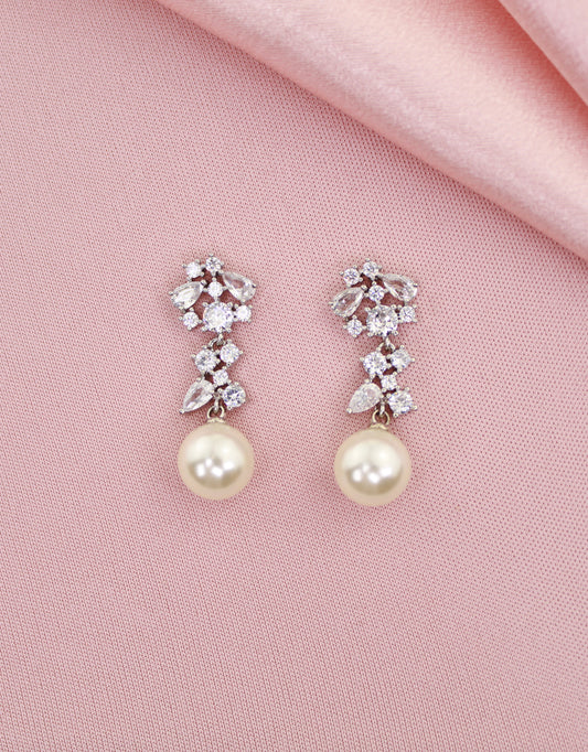 Daisy Drop Earrings