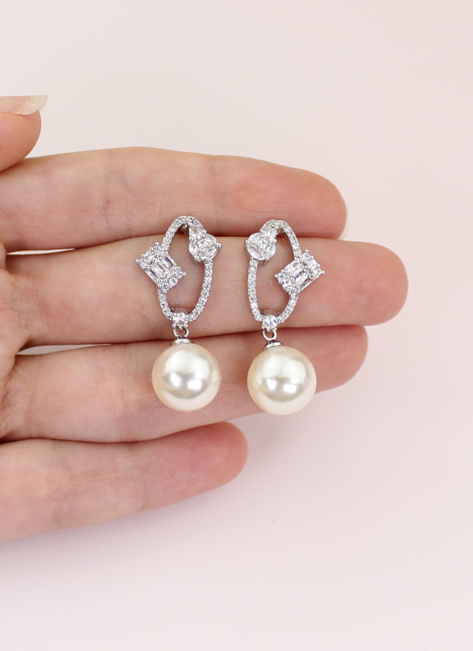 Mary Drop Earrings