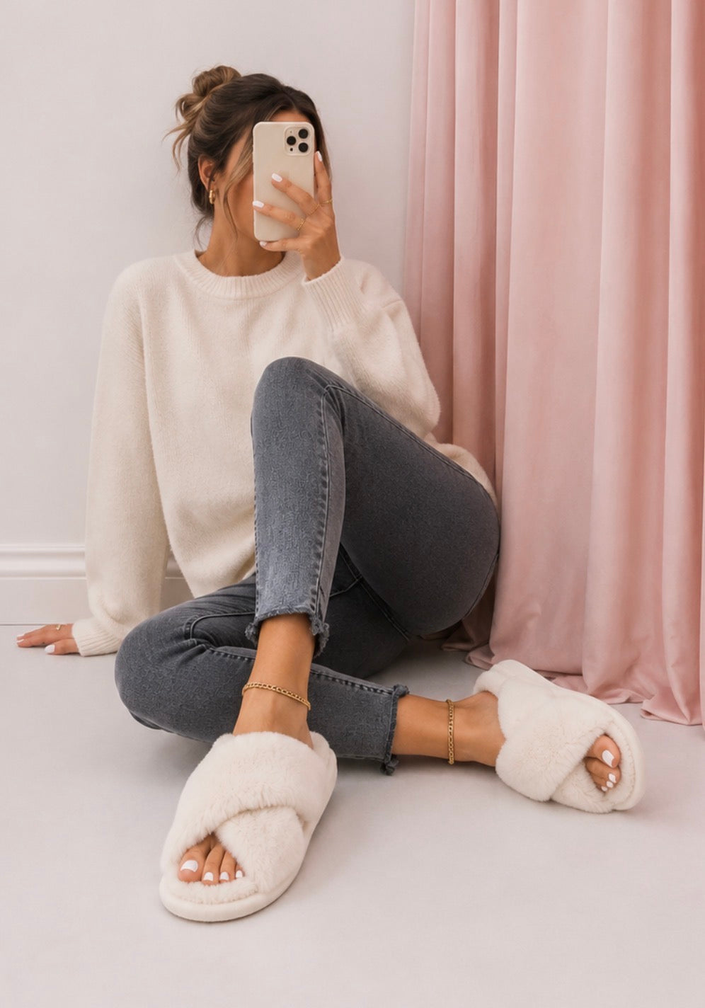 Bridal Cloud Croosband Fluffy Slippers