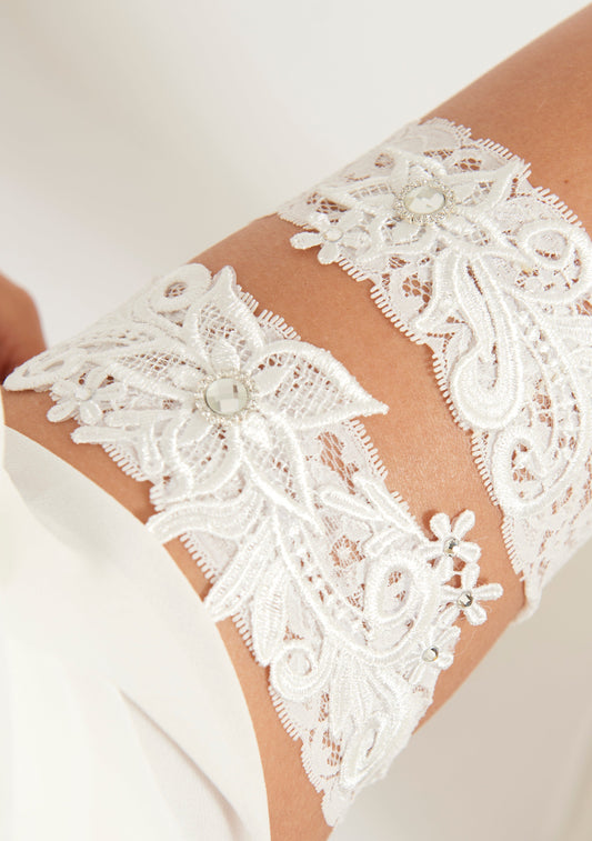 Daniela Bridal Garter