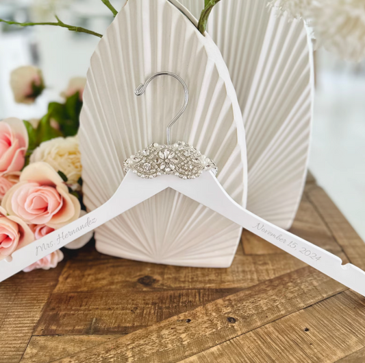 Josselin Wedding Hanger